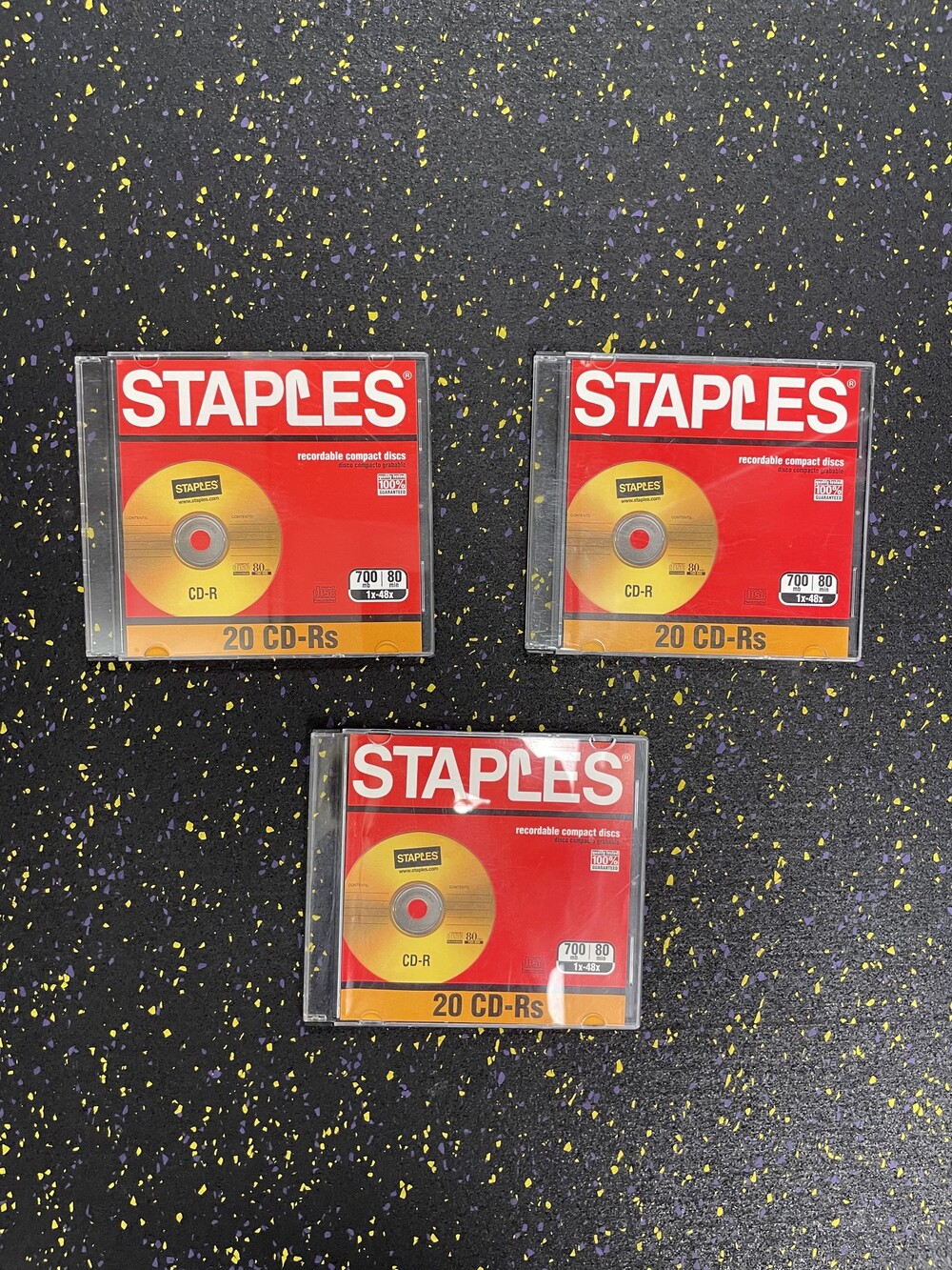 Staples CD-R 3 Count 700 MB 80 Min Recordable Compact Discs